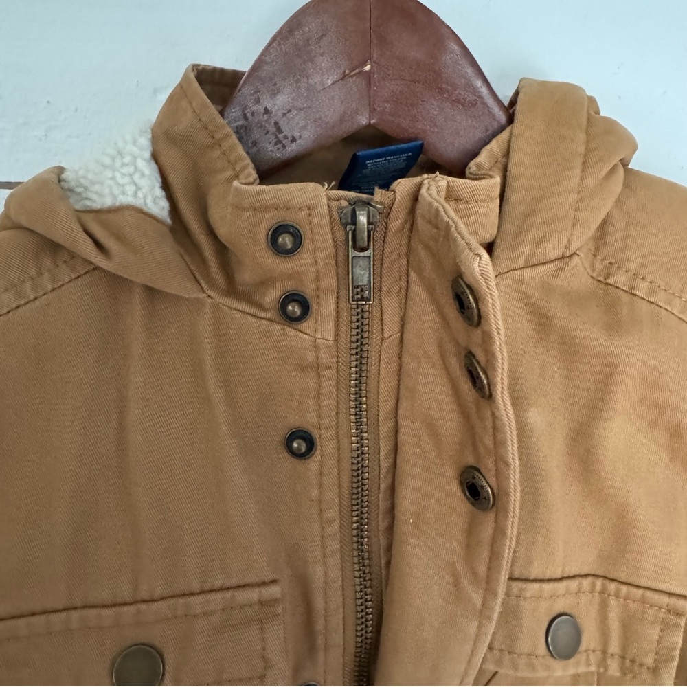 Arizona Jean Co kids’ fleece lined barn coat. Size: 4/5. - Picture 4 of 10